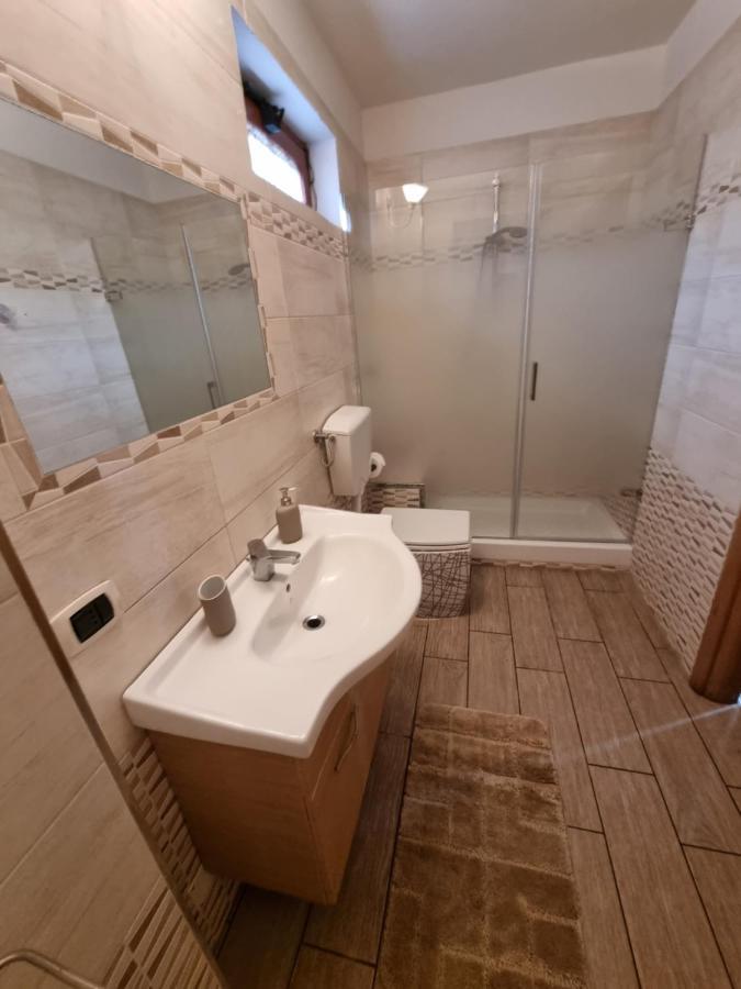 Villa Sweery Santa Maria a Vico Екстер'єр фото