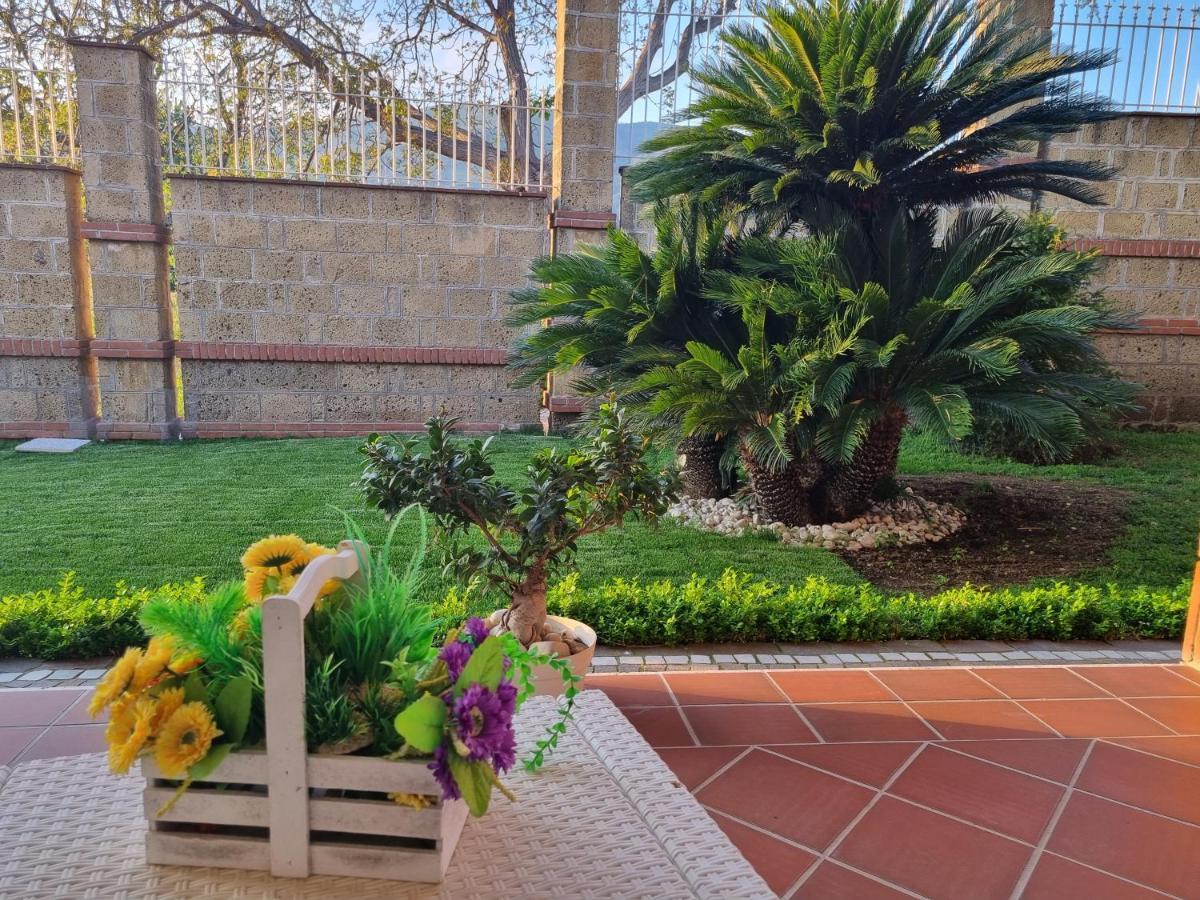 Villa Sweery Santa Maria a Vico Екстер'єр фото